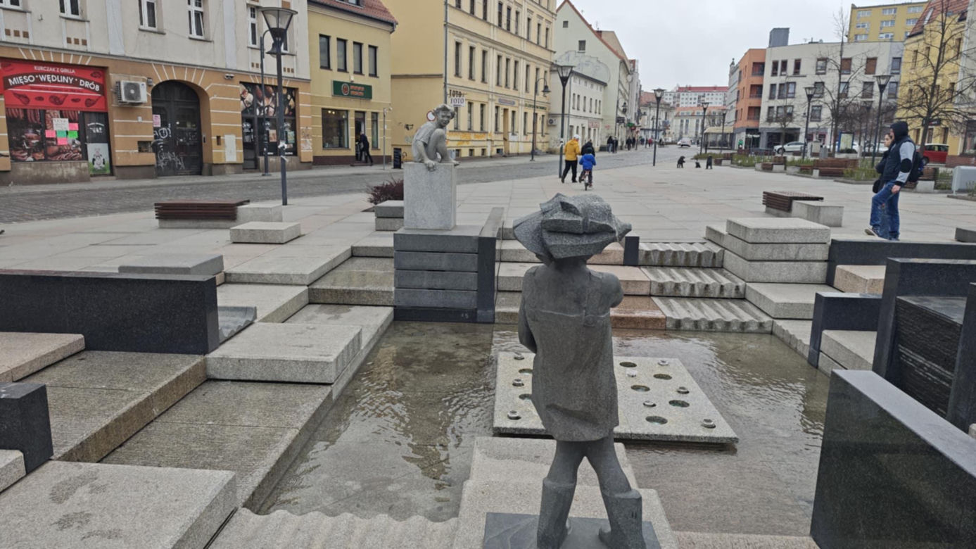 Prawie 100 lat temu było osobnym miastem. Dziś, jest częścią Wrocławia 