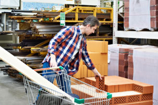 Niewielkie spadki cen materiałów budowlanych odnotowane w grudniu
