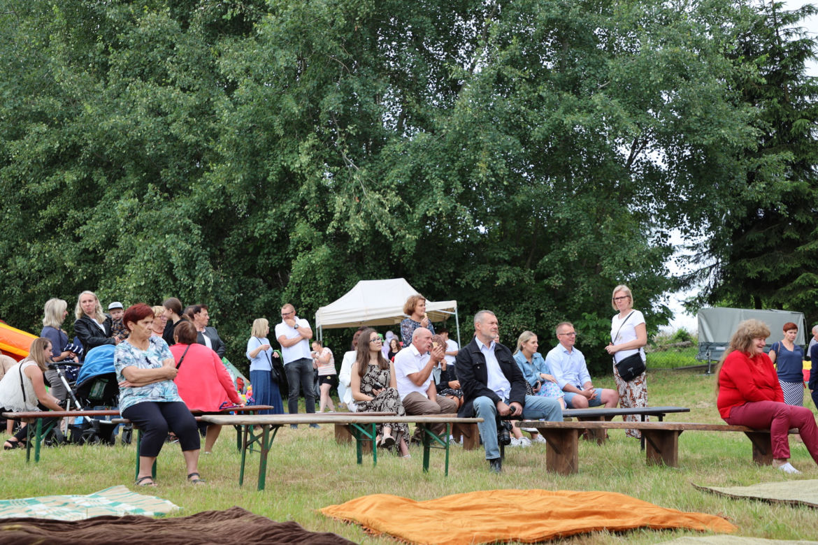 Za nami wyjątkowy piknik w Bardzie! Działali razem dla lokalnych organizacji pozarządowych [ZDJĘCIA]