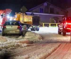 Wyciągnęli 63-letnią maszynę do odśnieżania