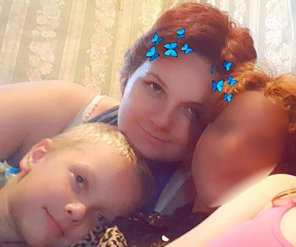 Rosja Matka wlała dziecku bezynę do gardła i go podpaliła