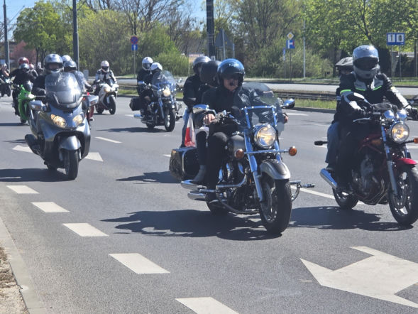 Tysiące motocykli znów podbiły Bydgoszcz! Barwna parada otworzyła sezon