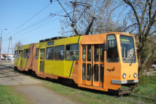 Wagon typu 803N linii 46 na przystanku w Ozorkowie, 2011 rok