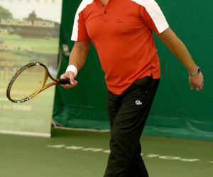 Karol Strasburger ćwiczy