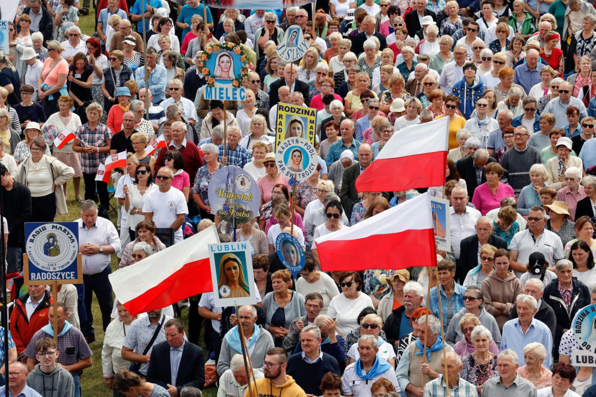 Politycy PiS zjechali  na pielgrzymkę ojca Rydzyka 