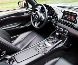 Mazda MX-5 RF 2.0 SKY-G 160 KM 6AT i-ELOOP SkyFREEDOM