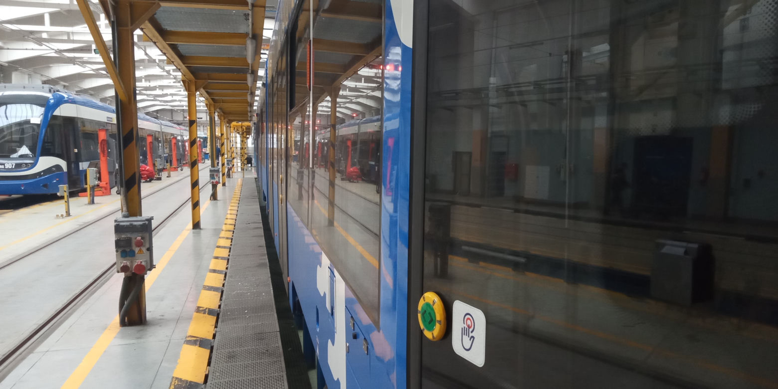 Tak wygląda pierwszy tramwaj "Lajkonik", który dotarł do Krakowa!
