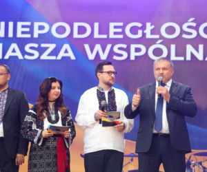 35 lat niepodległej Ukrainy. Obchody na Placu Zamkowym w Warszawie
