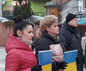 Starachowice solidarne z Ukrainą. Wiec poparcia na Rynku