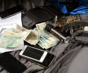 Mafia oszustów na policjanta rozbita