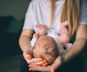 Jedno na osiem niemowląt ma ten problem. Rodzice często go ignorują