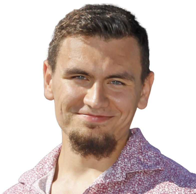 Jak kiedyś wyglądał Conan Kaźmierski? Po nieśmiałym chłopaku nie ma już śladu. Dziś podbija show-biznes z mamą 