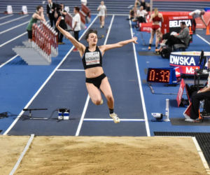 Halowe mistrzostwa Polski w Kujawsko-Pomorskiej Arenie Toruń. Zdjęcia kibiców i zawodników