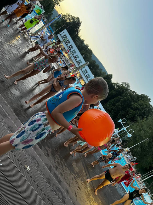 Basen w Wiśle otwarty do wieczora z ESKA Summer City