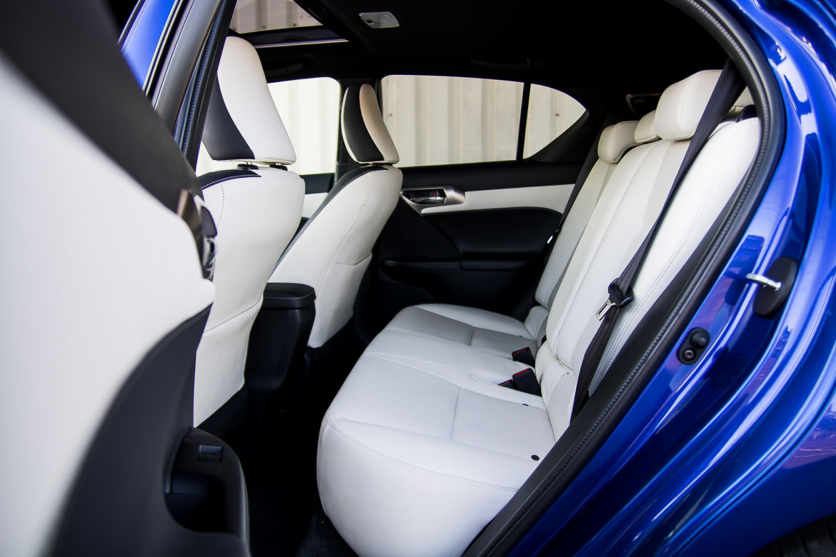 Lexus CT 200h F Sport 1.8 Hybrid 136 KM