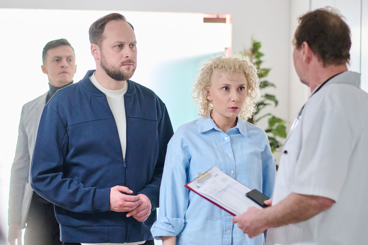 	Na Wspólnej odc. 3596: Paweł (Grzegorz Kwiecień), Beata (Katarzyna Ptasińska), Emil (Piotr Ligienza)