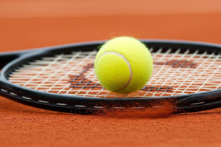Turniej WTA w Stuttgarcie. Kto okazał się lepszy w starciu o trofeum?