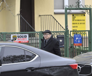 Kaczyński wyzdrowiał i ruszył na Nowogrodzką