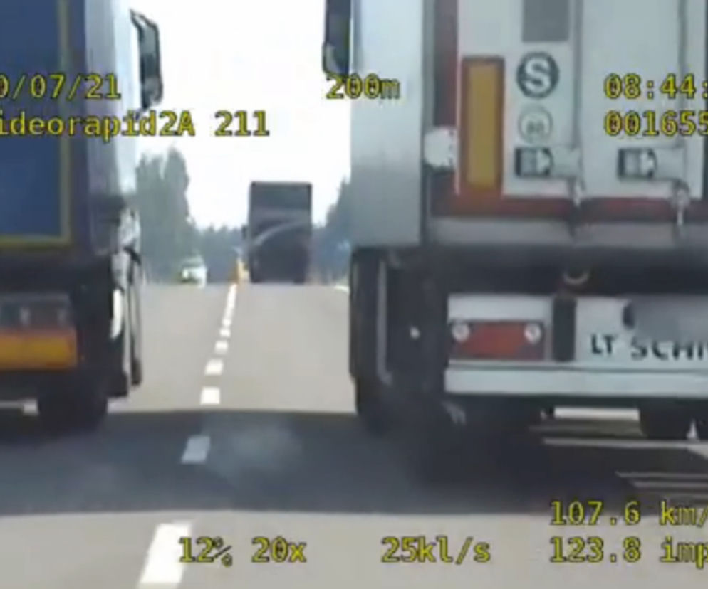 Litewski tir wyprzedzał kolumnę pojazdów. Inni kierowcy musieli gwałtownie hamować [NAGRANIE]