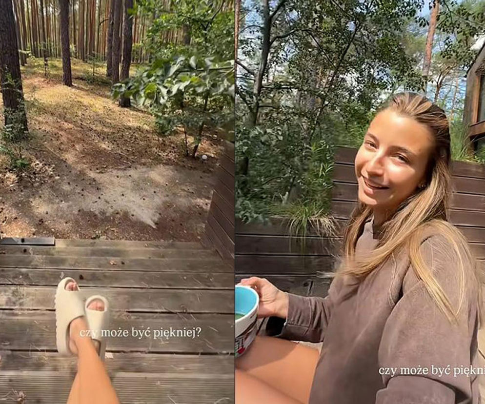 Uśmiechnięta Julia Wieniawa na tarasie domu w lesie. Obok na miniaturze widok z tarasu. O remoncie przeczytasz na SE.