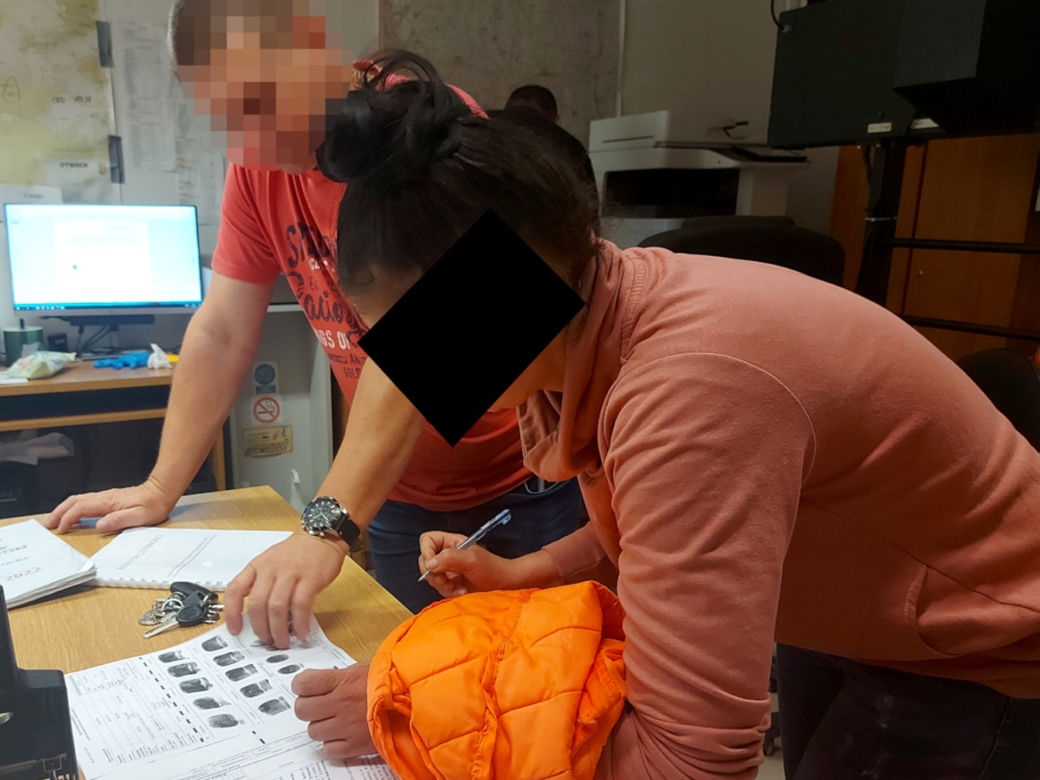 Dramat w Otwocku. Matka więziła 10-letniego synka w piwnicy pod podłogą!