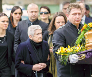 Skromny pogrzeb mistrza