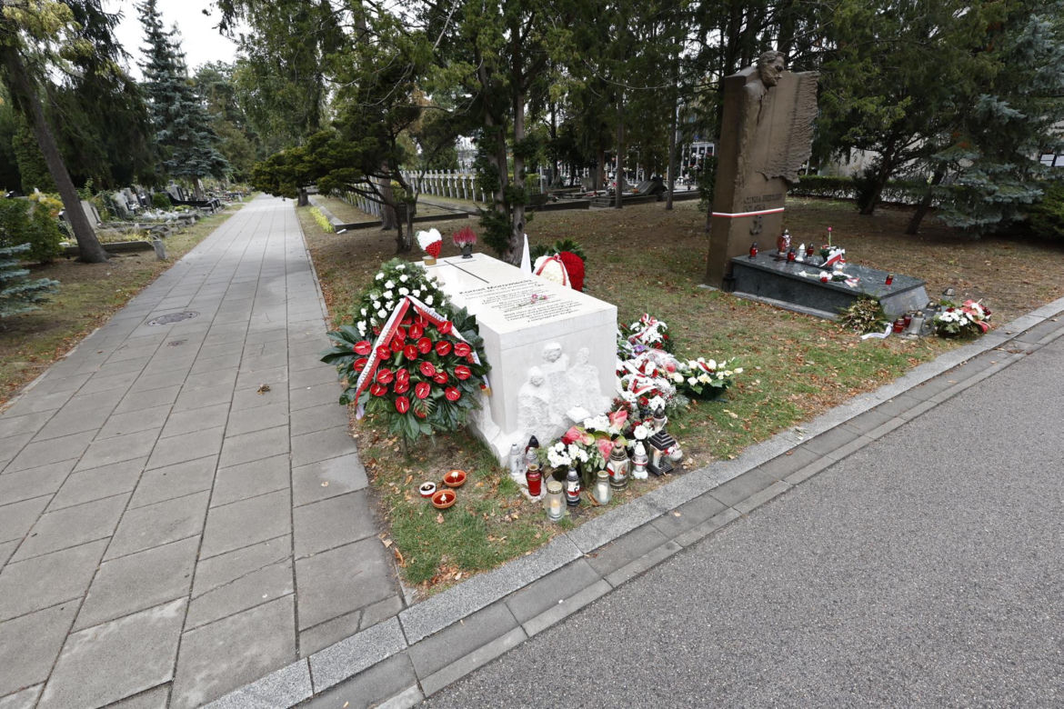 Tak wygląda grób Kornela Morawieckiego w 6. rocznicę śmierci