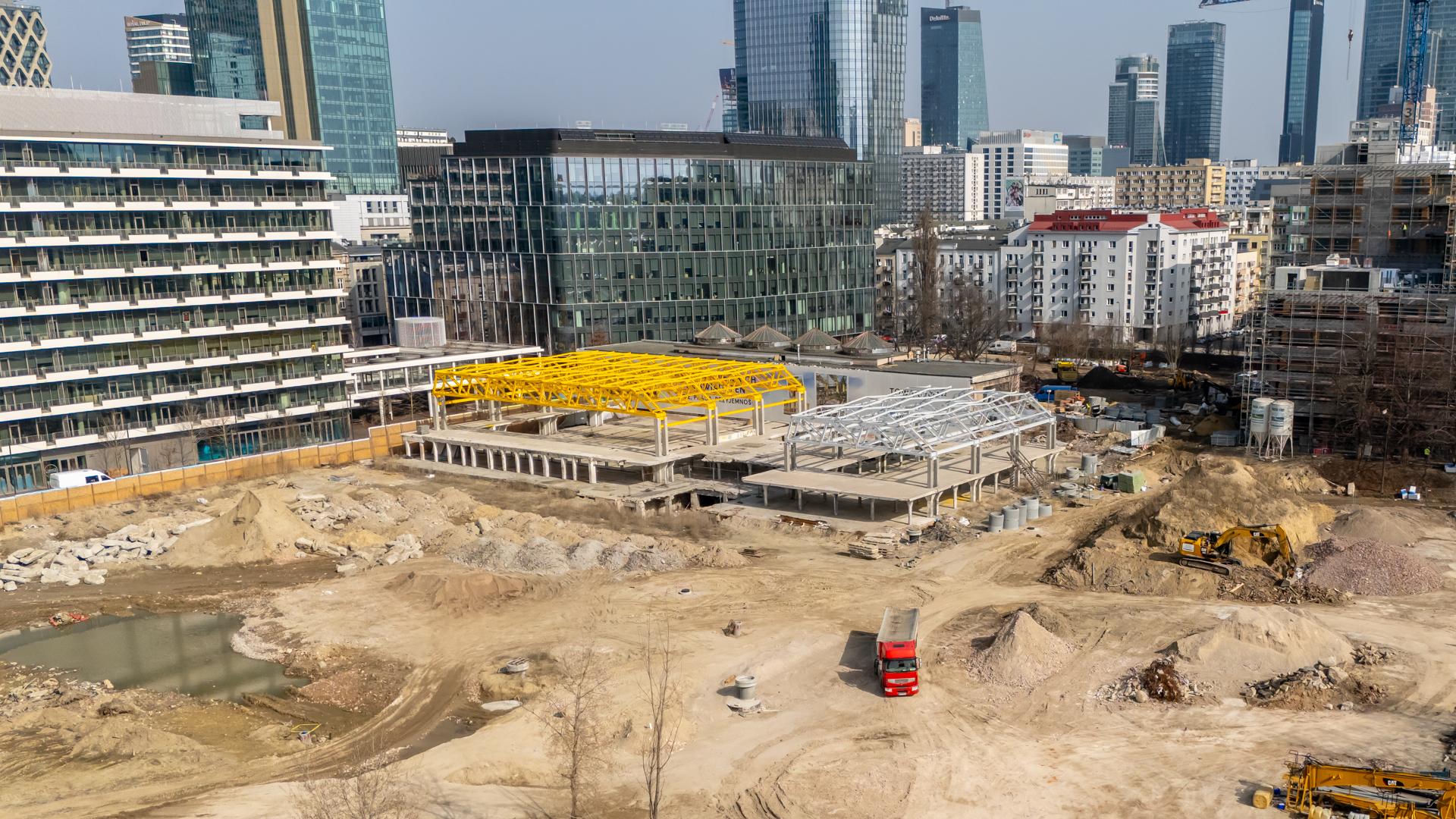 Budowa wieżowca AFI Tower w kompleksie Towarowa22