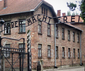 Szokujące zachowanie w Muzeum Auschwitz. 34-latek z Kolumbii słono za to zapłacił