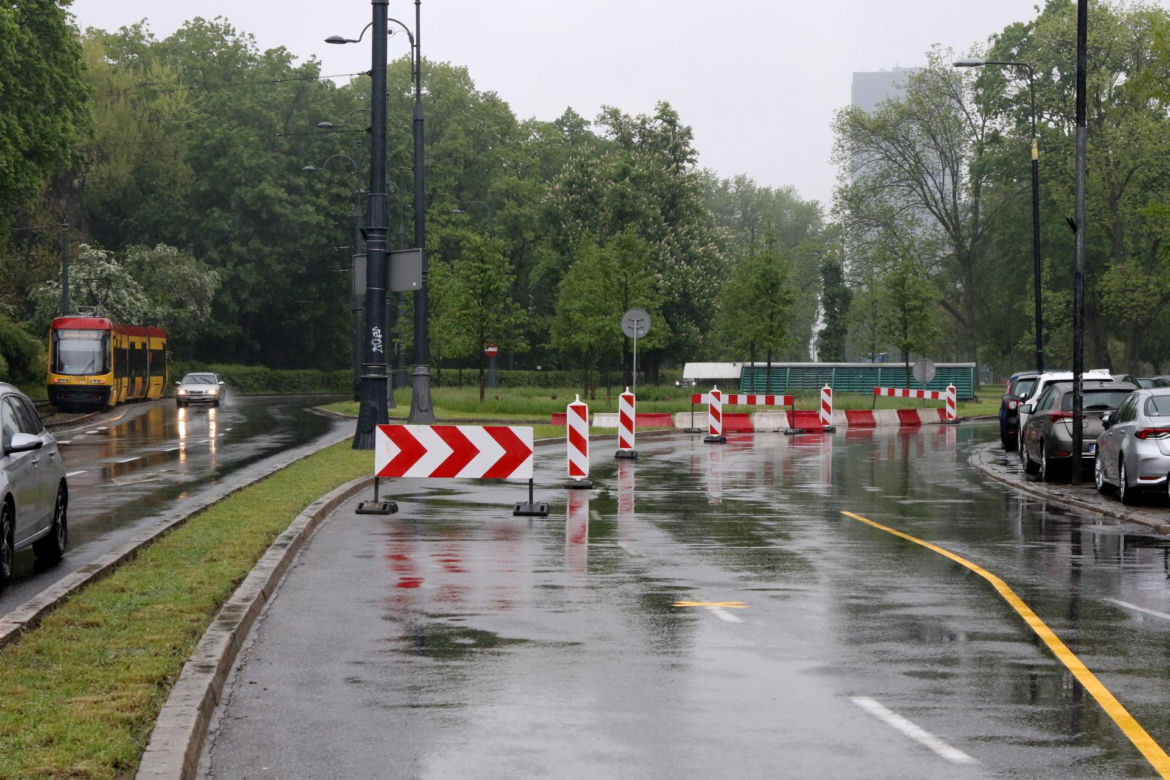 Nasze drogie ścieżki rowerowe. Dwa kilometry dróg dla jednośladów kosztowały 64,5 mln zł