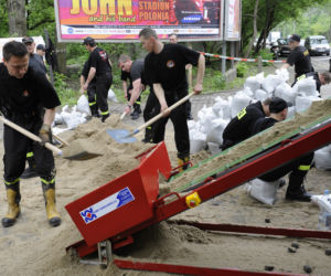 Miasto broni się przed wodą