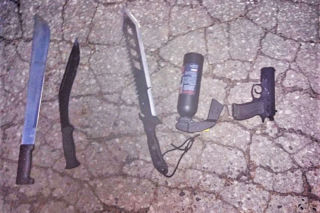 Maczety, noże a nawet pistolet. Iławska policja zapobiegła wojnie pseudokibiców