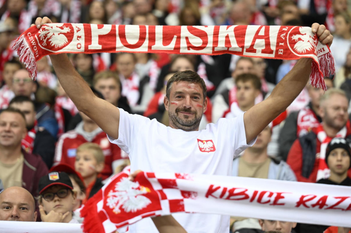 Kibice na meczu Polska - Rumunia. Znajdź się na zdjęciach z Narodowego!
