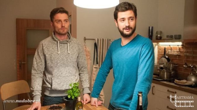 Na dobre i na złe odcinek 589, Przemek Zapała (Marcin Rogacewicz), Adam Krajewski (Grzegorz Daukszewicz)