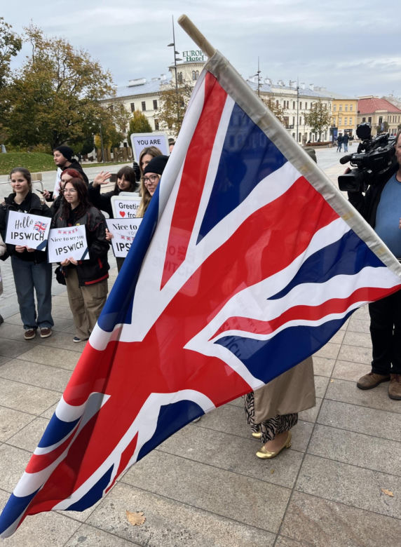 Lublin połączył się z Wielką Brytanią! Portal na Placu Litewskim pokazuje teraz Ipswich