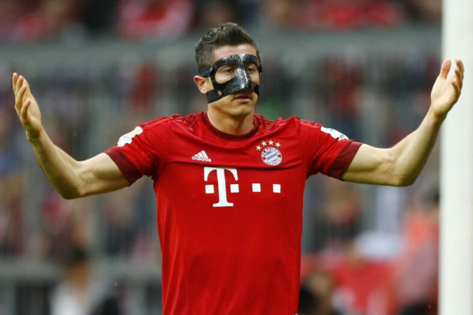 Robert Lewandowski kontuzjowany. Kiedyś przeżył gorsze starcie