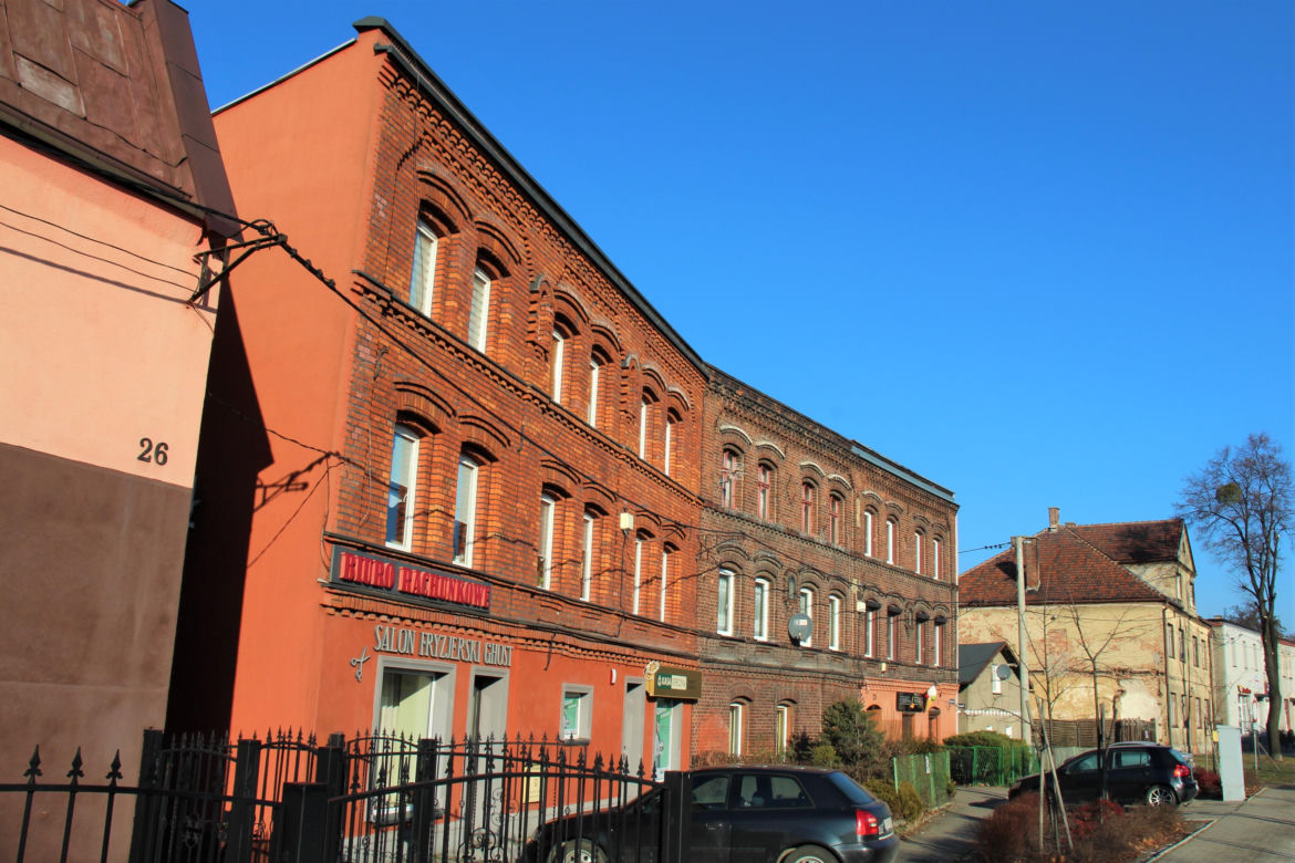 To jedno z najpiękniejszych miast na Śląsku. W PRL-u stało się częścią Bytomia