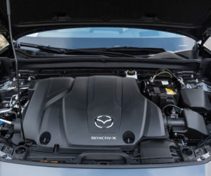 Toyota C-HR 2.0 Hybrid Dynamic Force 184 KM e-CVT vs Mazda CX-30 Skyactiv-X 180 KM 6MT AWD