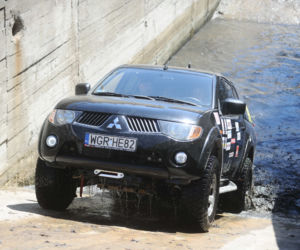 VIP CROSS 2016: polskie gwiazdy w terenówkach Mitsubishi