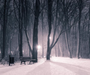 Dwie osoby zmarły z wychłodzenia. Służby apelują o czujność i pomoc