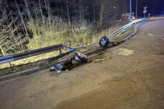 Horror w Raju. Kierowca nie żyje, trzy osoby w szpitalu