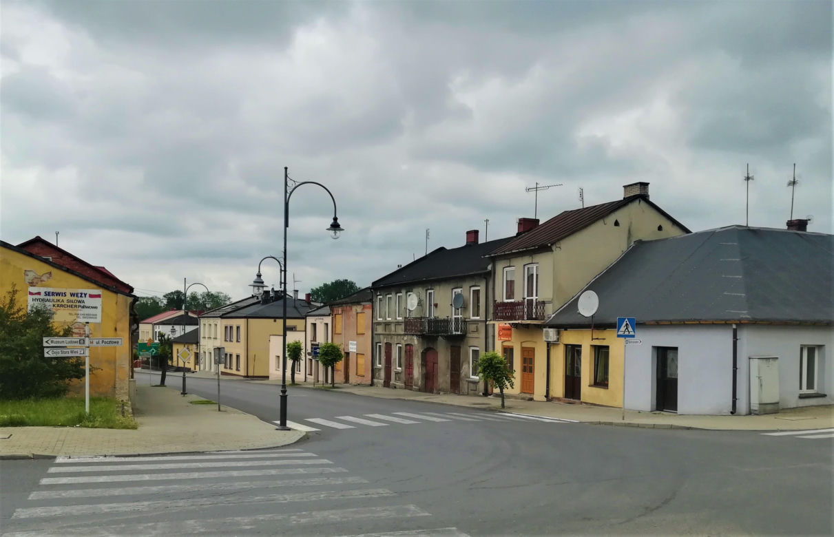 Tutaj nadano prawa miejskie Łodzi. To jedno z najważniejszych miast w województwie łódzkim