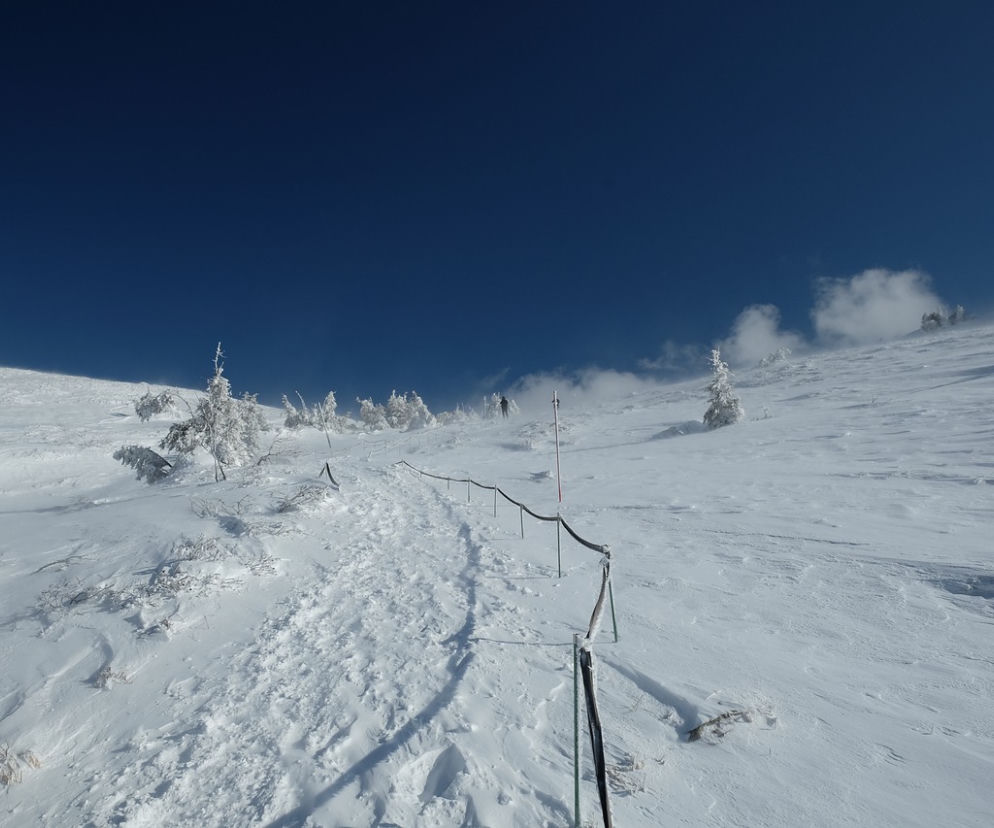 BIESZCZADY: Kolejna interwencja GOPR-owców wobec pijanych turystów!