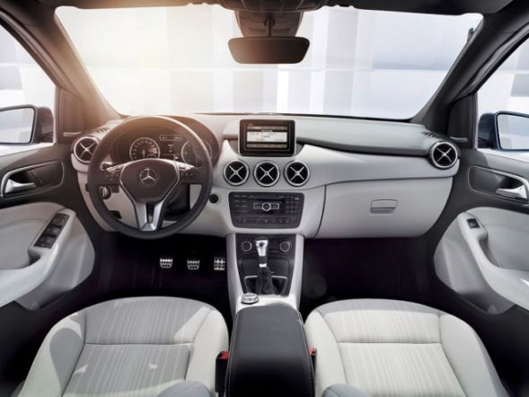 Mercedes B