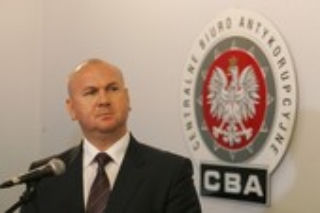 Szef CBA Paweł Wojtunik