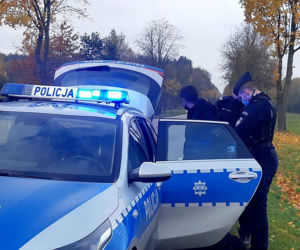 Bielsk Podlaski. Gruzin jechał przez miasto pod prąd. W aucie sześciu nielegalnych imigrantów [ZDJĘCIA]