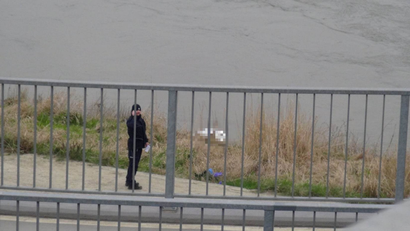  Makabryczne odkrycie nad Wisłą. Policjanci wyłowili ludzkie zwłoki