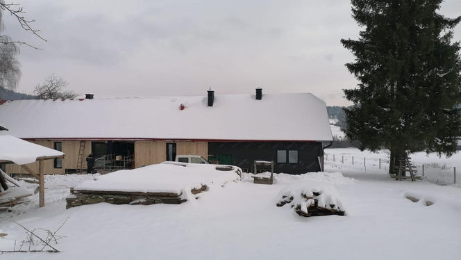 Remont chyży łemkowskiej w Hańczowej