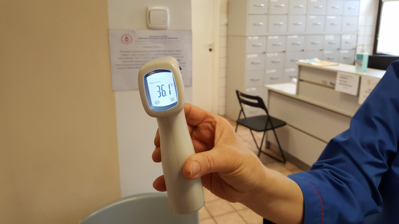 Koronawirus. Przez epidemię brakuje krwiodawców! Jak wygląda stan zapasów?
