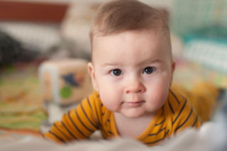 W 2000 r. było w TOP5 najpopularniejszych imion, teraz nie znajdziesz go na szczycie rankingu. Znaczy „szlachetnie urodzony”